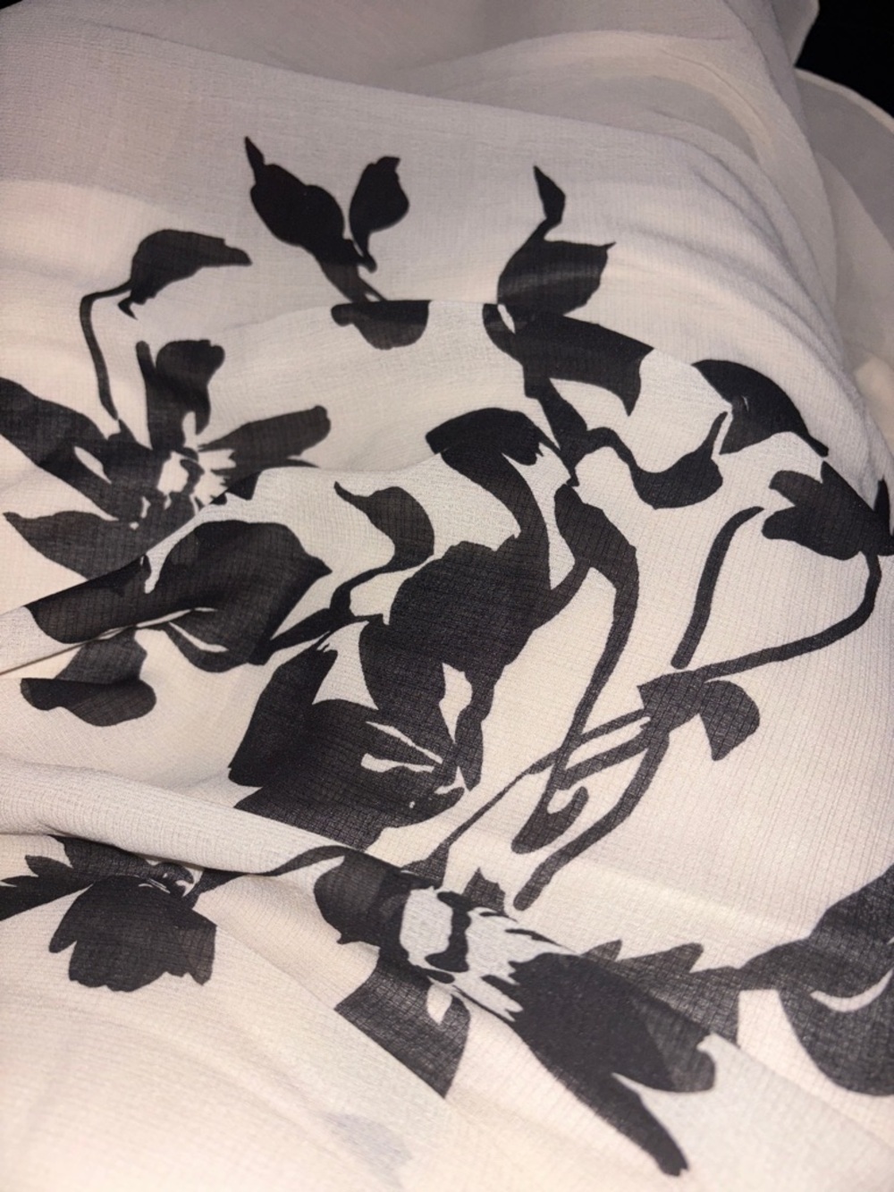 Taylor Cream with Black Floral Motif Chiffon Maxi Dress Sz 6 - Picture 13 of 14